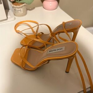 Steve Madden Women's Goldenrod Strappy Heels size 8.5